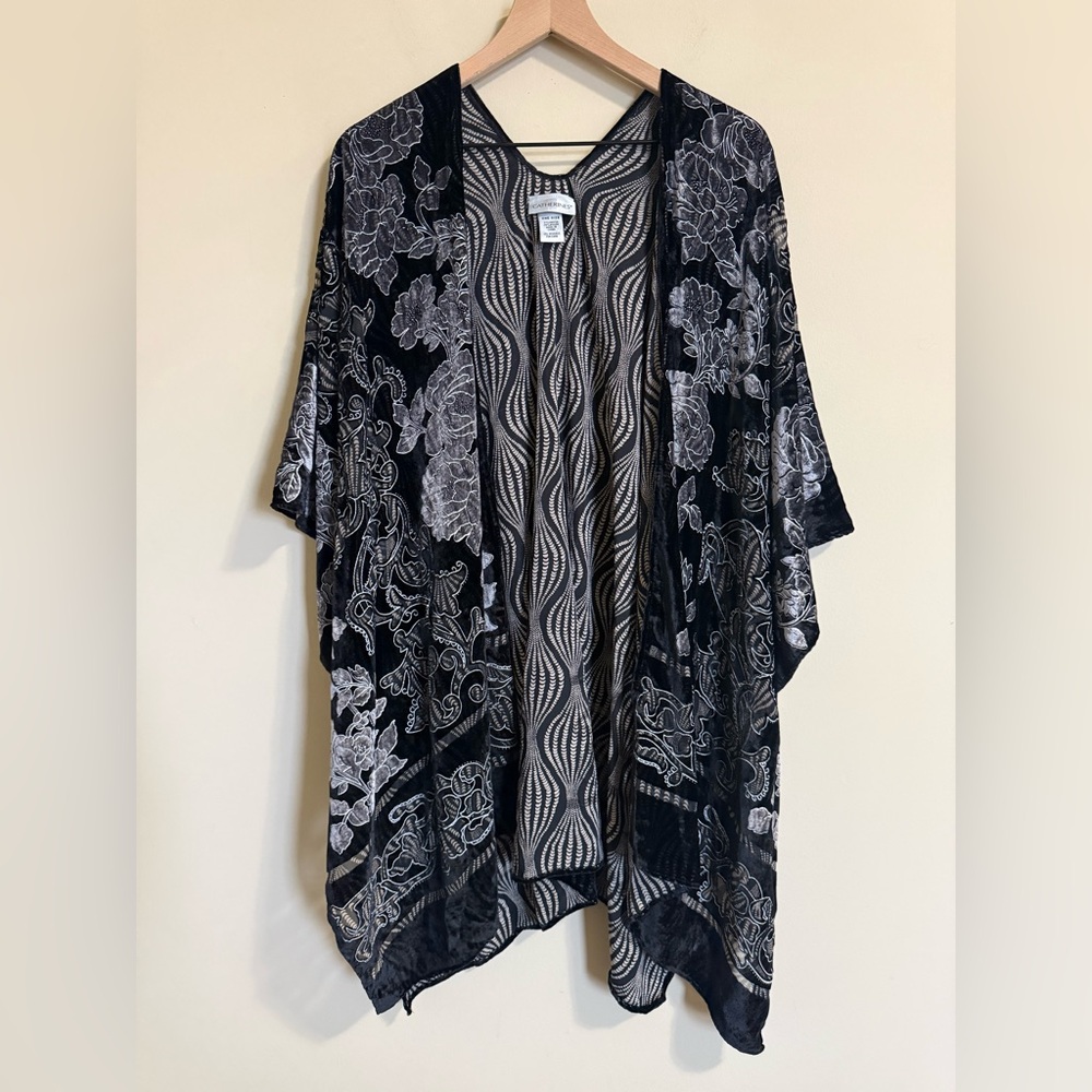 Catherines Womens Velvet Burnout Drape Front Cardigan Floral Kimono One Size